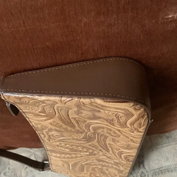 Q&A Shoulder purse NWOT - Picture 9 of 9